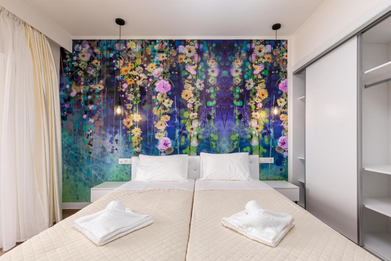Aqua Luxury Suites By Estia Róda Kültér fotó