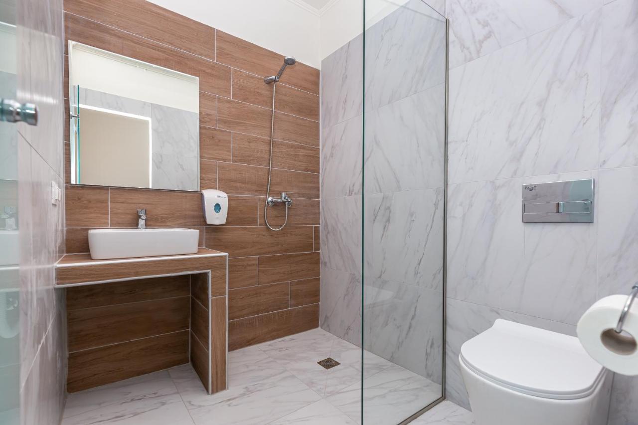 Aqua Luxury Suites By Estia Róda Kültér fotó