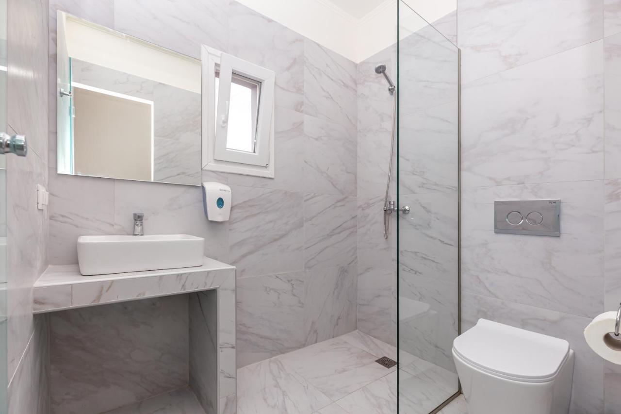Aqua Luxury Suites By Estia Róda Kültér fotó