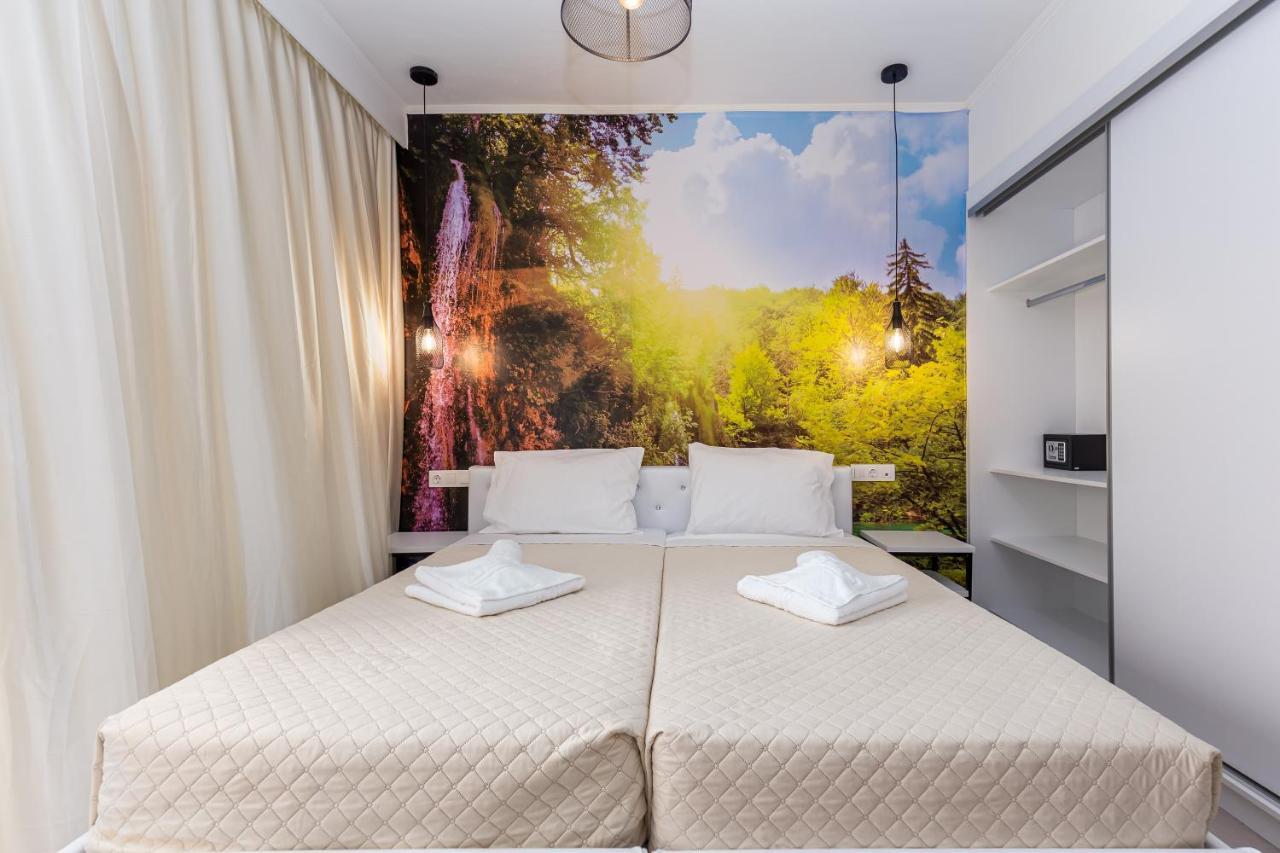 Aqua Luxury Suites By Estia Róda Kültér fotó