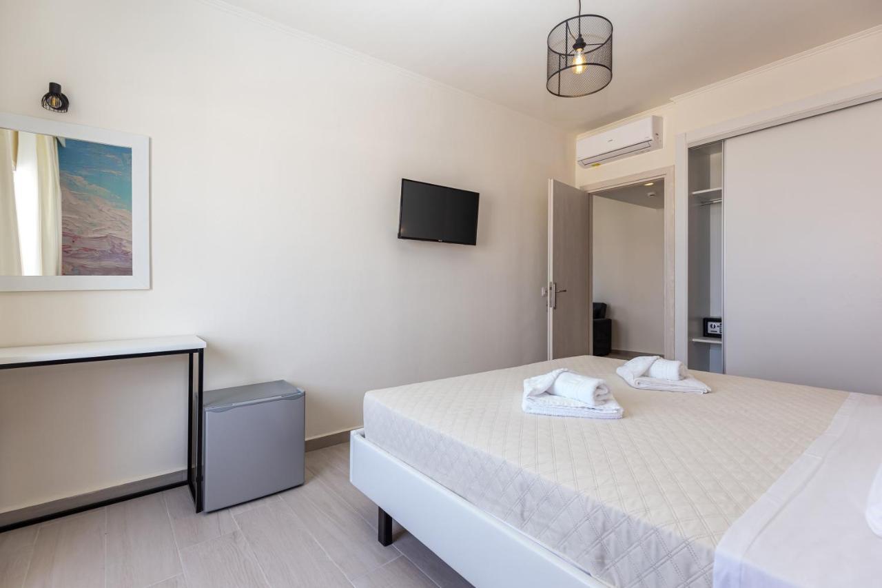 Aqua Luxury Suites By Estia Róda Kültér fotó